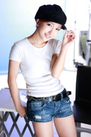 灌醉强行玷污女教师小_HD在线播放