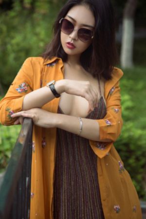 招摇1到56集全集免费观看_HD电影免费在线
